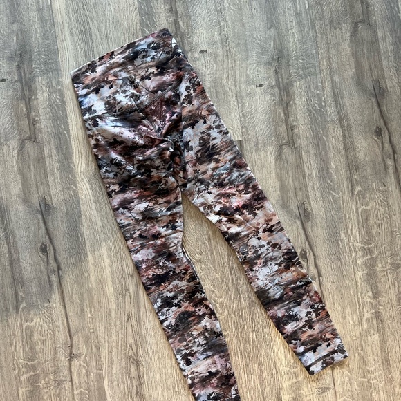 Lululemon wu leggings - Picture 3 of 8